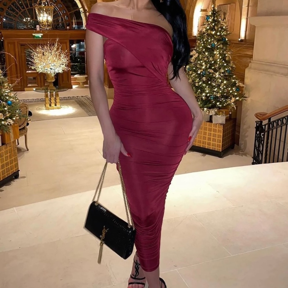 Fashion Nova ruched midi dress